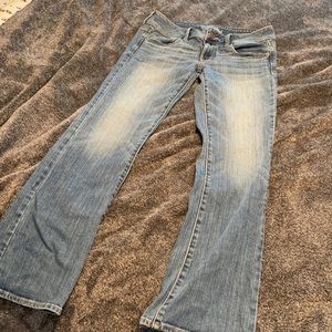 American eagle slim boot lighter wash jeans sz6